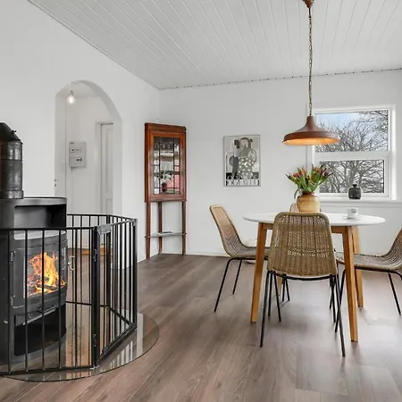 Prázdninový dům Cozy In With Wifi *